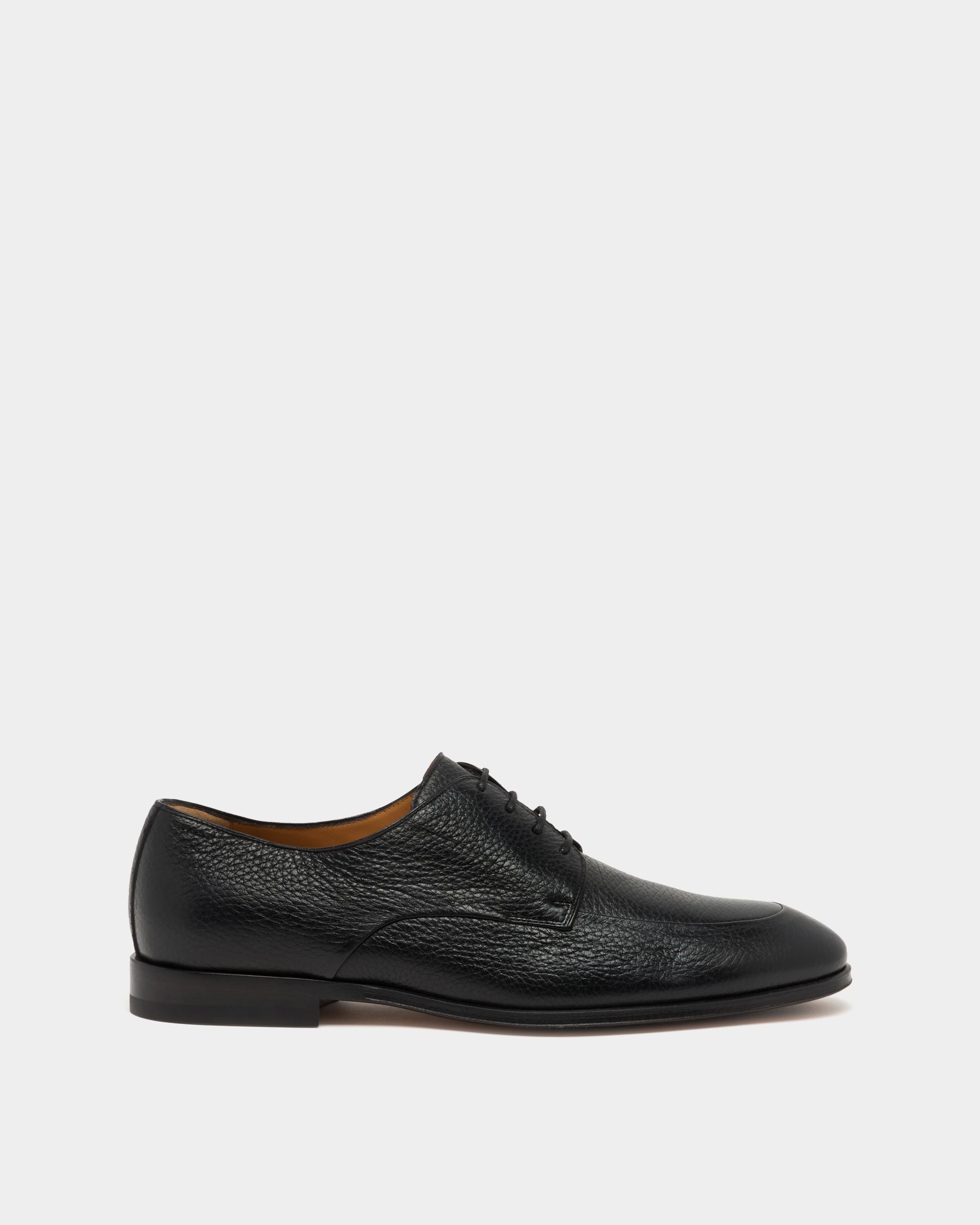 Regent Derby-Schuhe aus genarbtem Leder in Schwarz