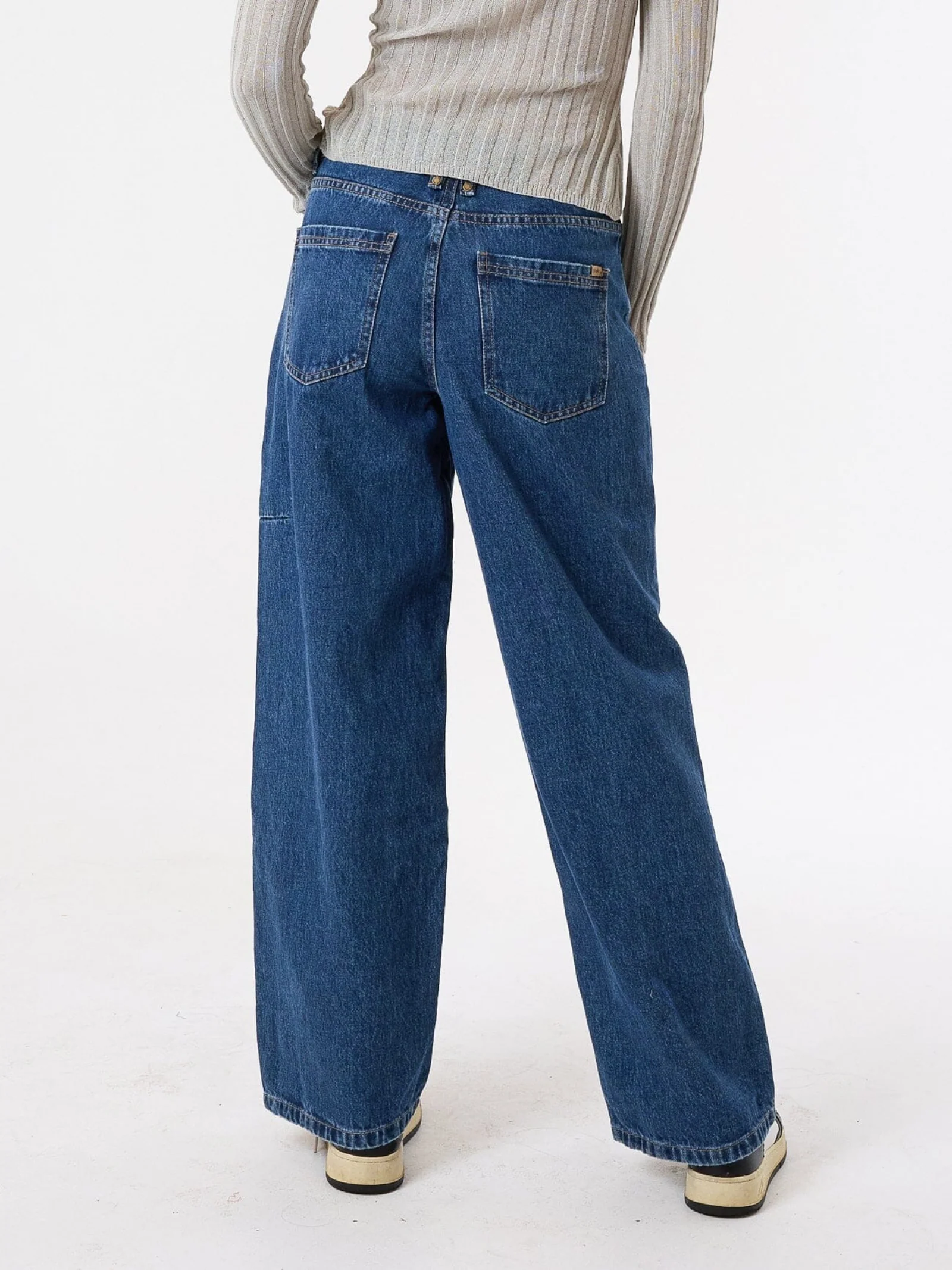 Billie Low Loose Jean