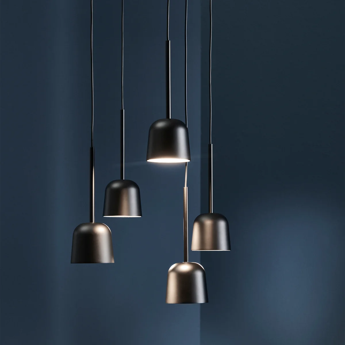 Frandsen - Satellite LED Pendelleuchte, schwarz matt