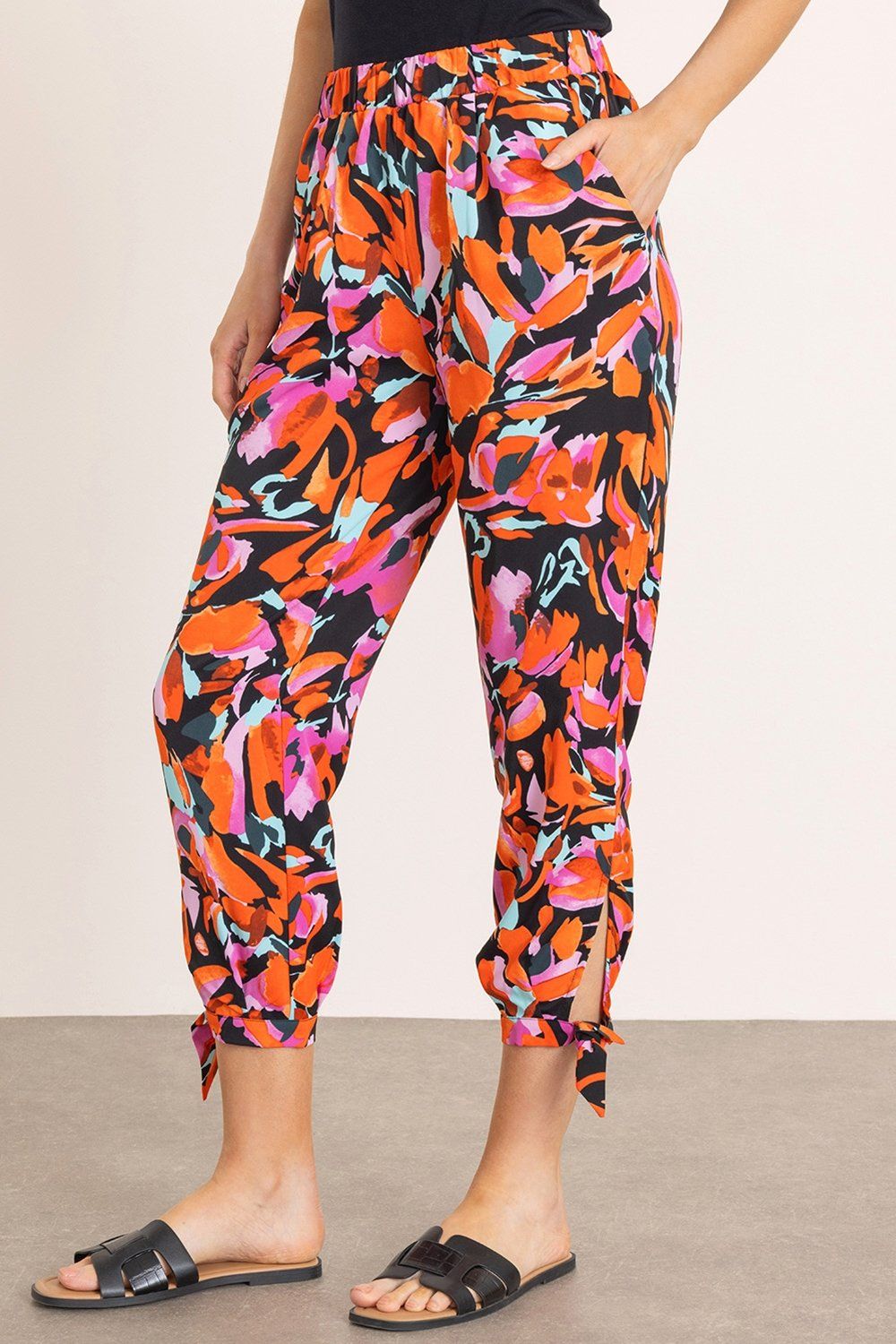 Klass. Printed Tie Hem Crop Trousers