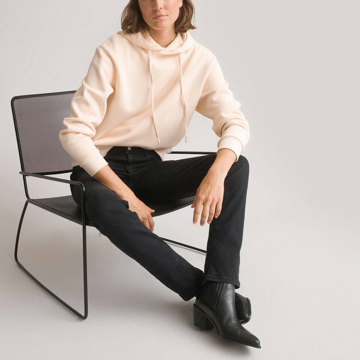 Sweat capuche, motif au dos