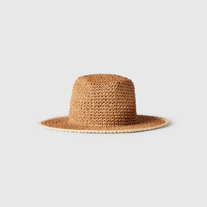 Fisherman's style hat in straw look