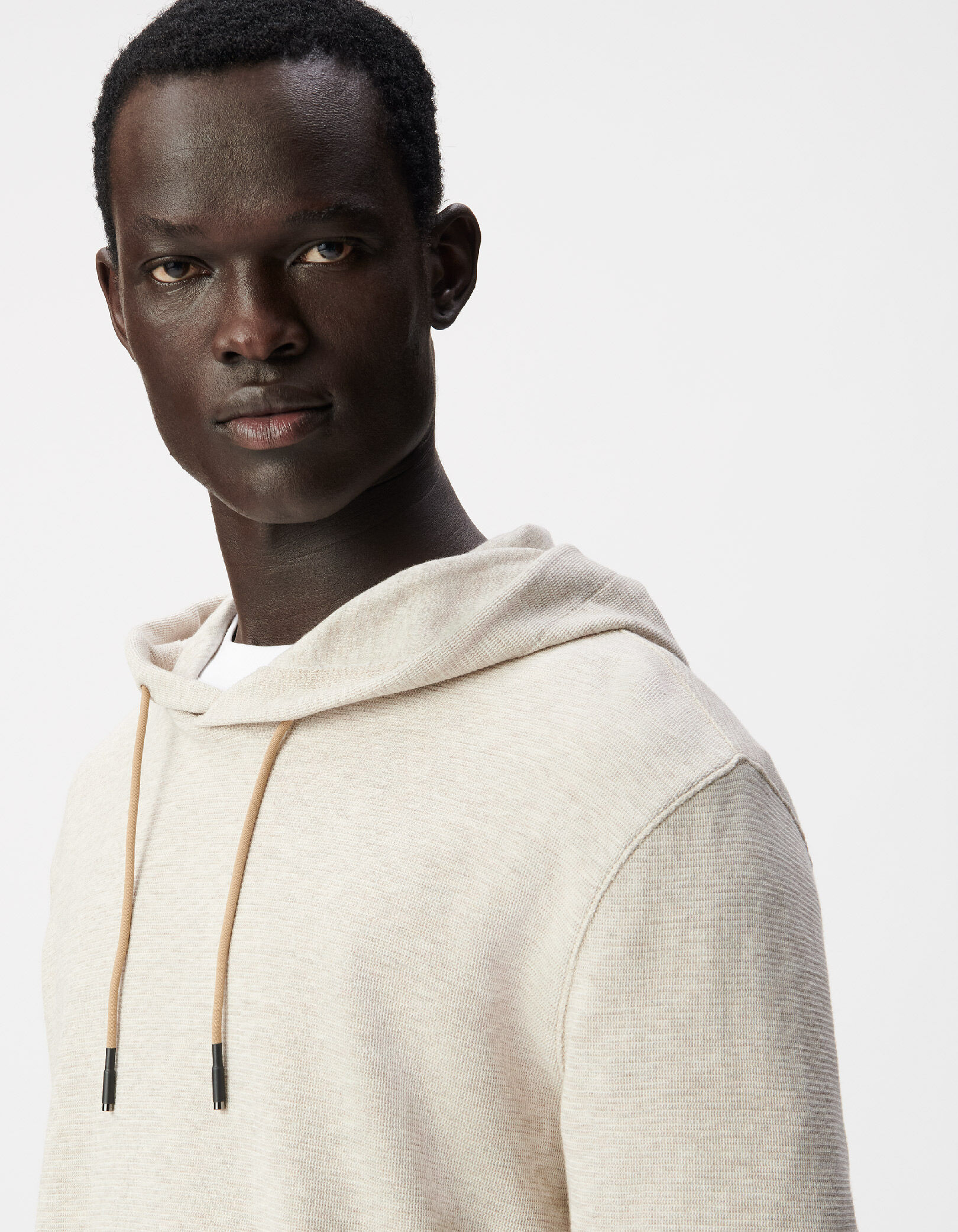 T-shirt à capuche beige maille relief Homme
