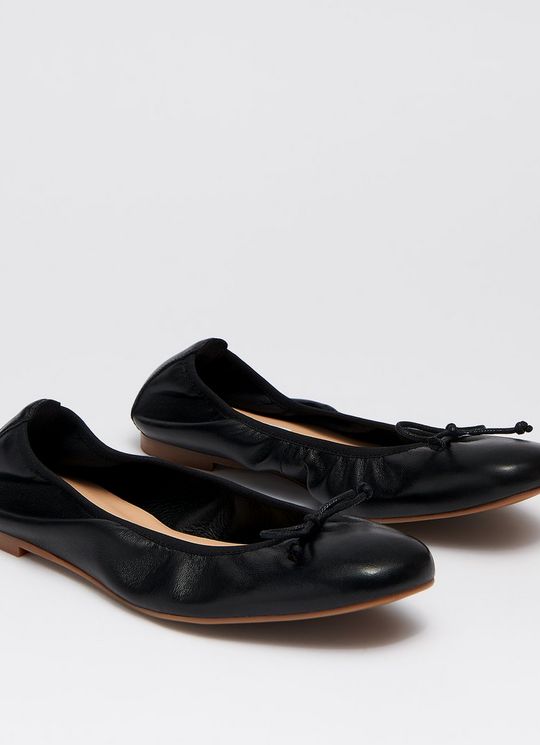 Trilly Black Leather Ballet Pumps