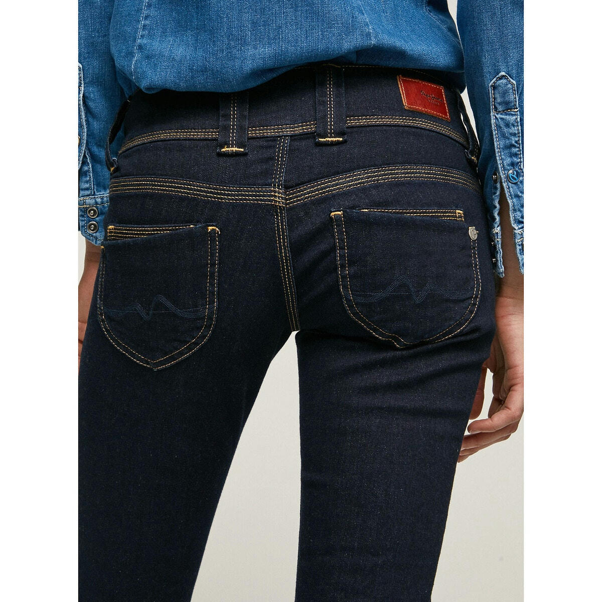 Jean droit Venus, taille basse