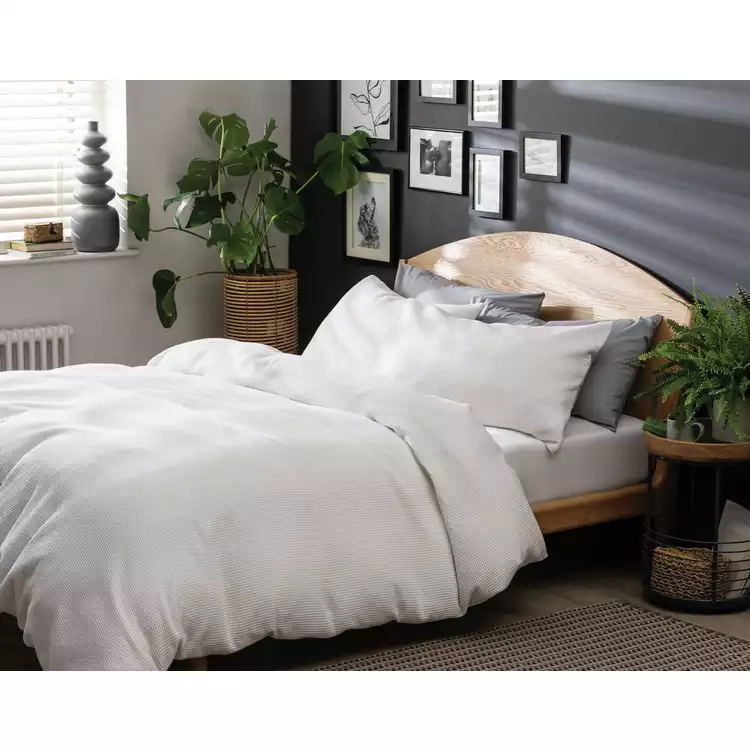 Habitat Cotton Waffle Plain White Bedding Set - Single
