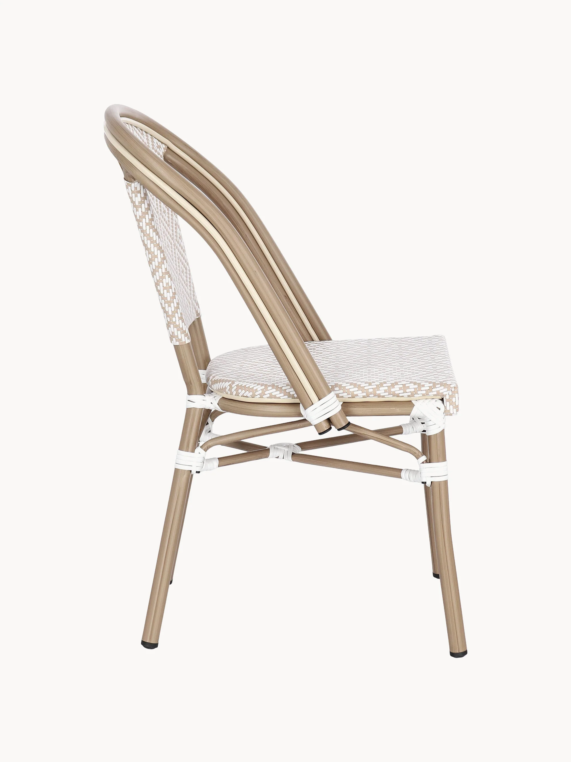 Stapelbarer Outdoor-Stuhl Silveira