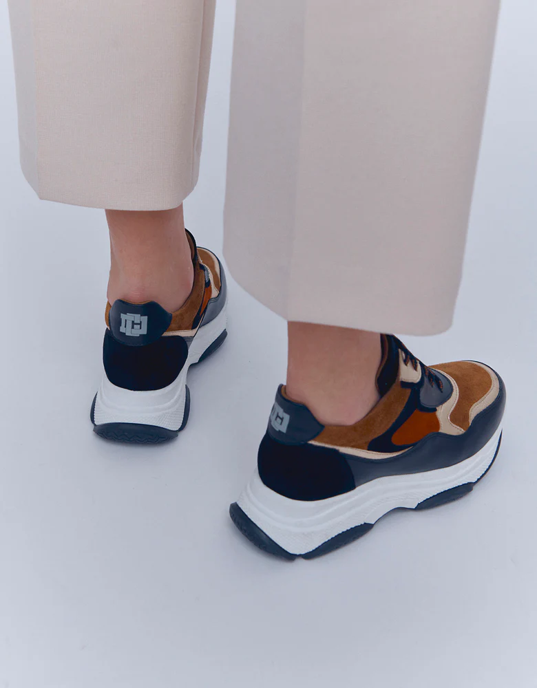 Sneakers WISH/86243/670