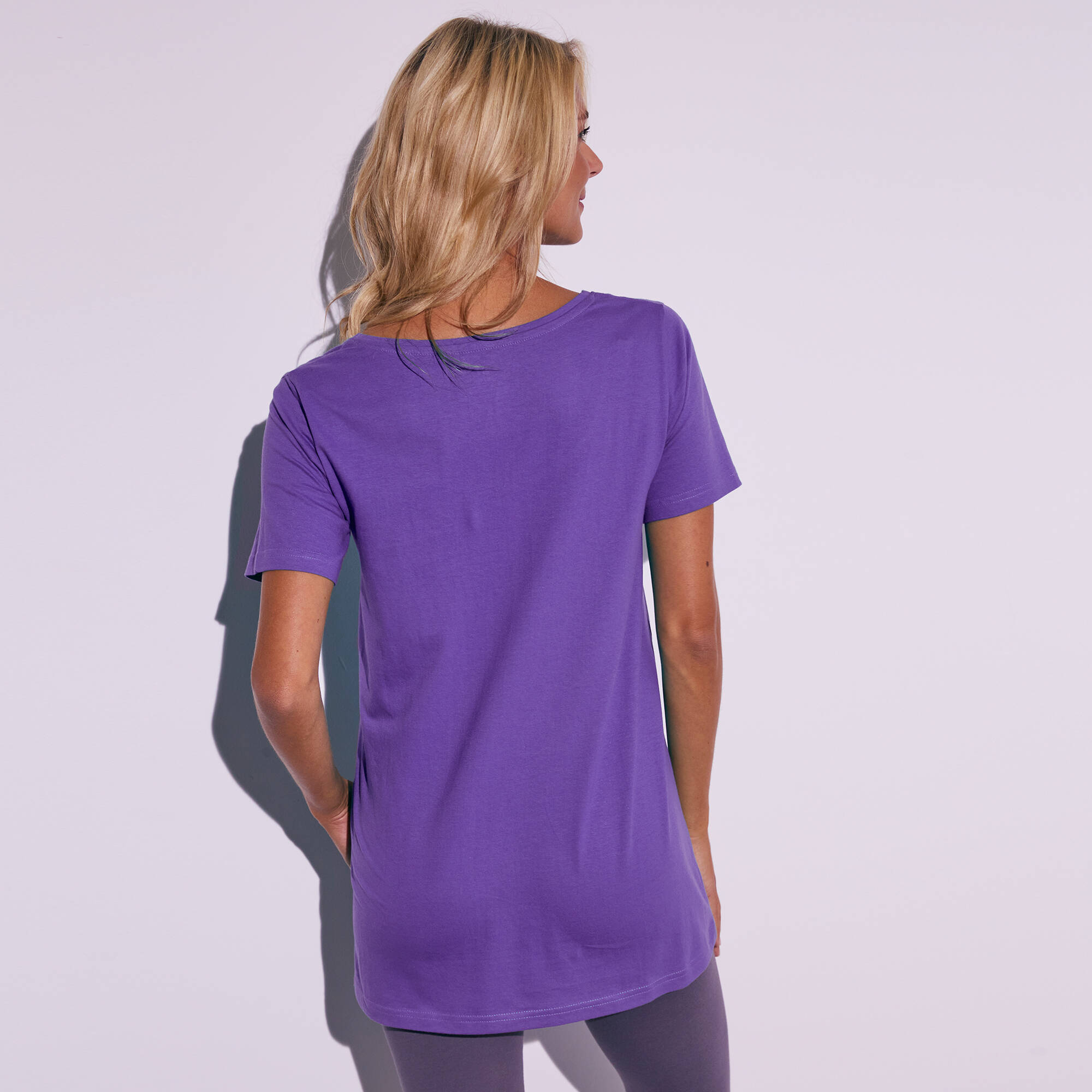 T-shirt uni col rond, coton biologique(**)