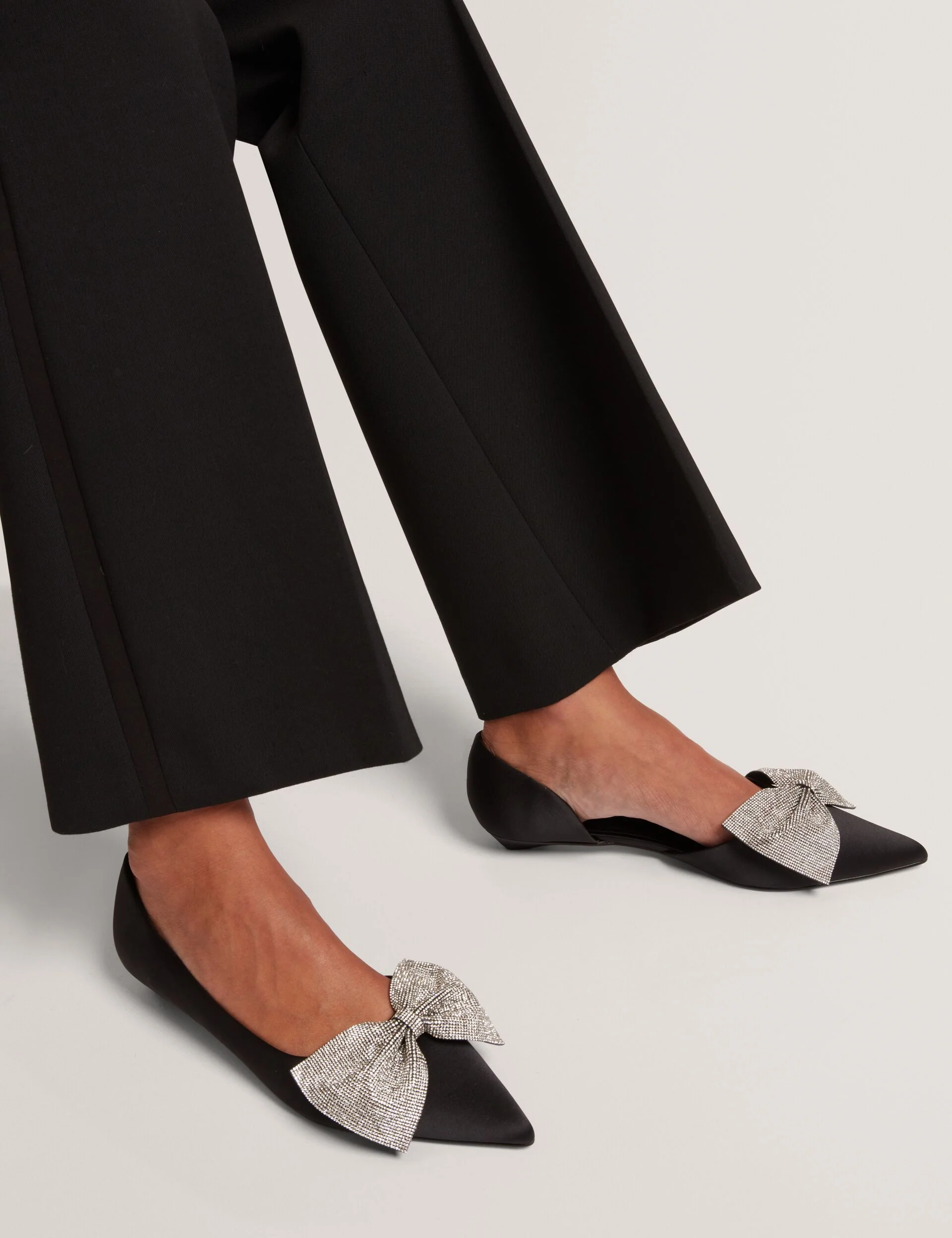 CRISSLY | BLACK