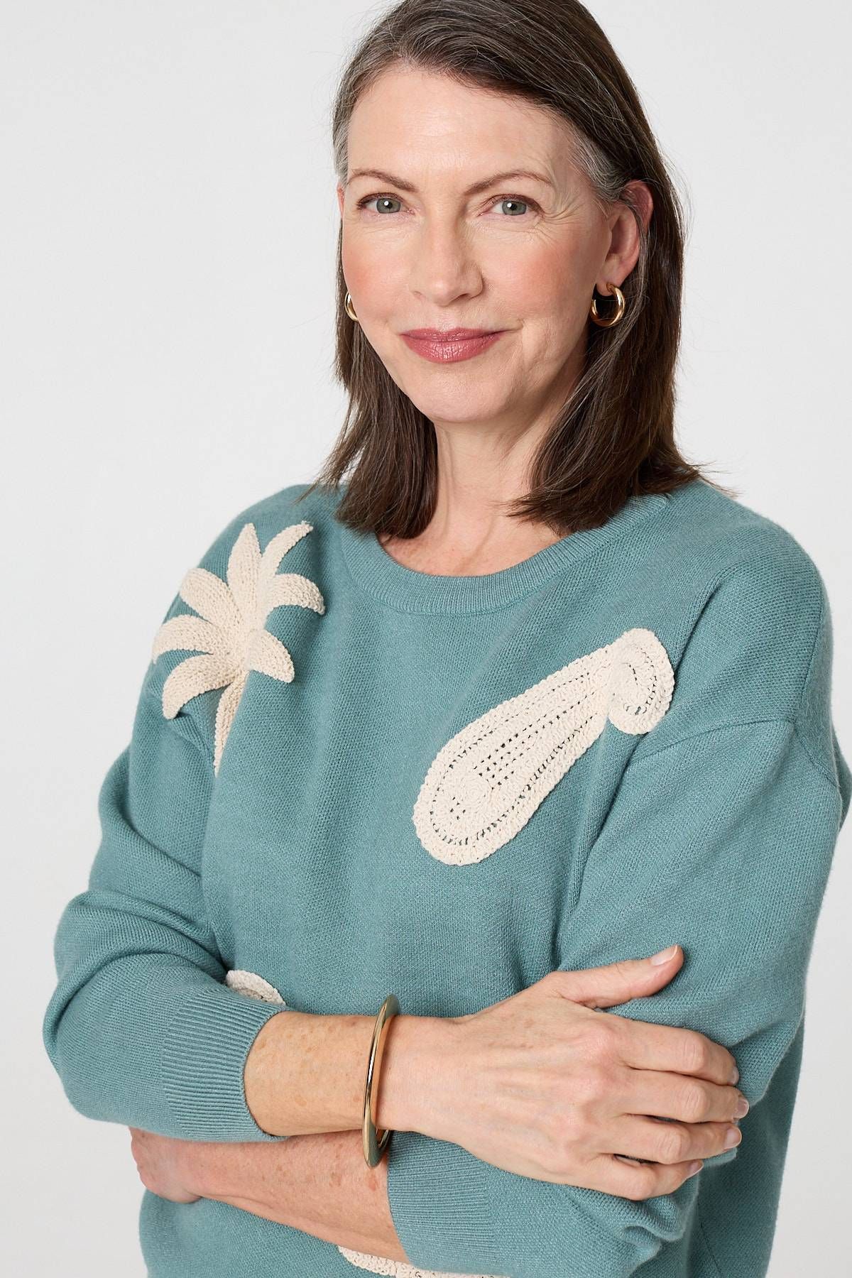 Izabel London Embroidered Front Long Sleeve Jumper