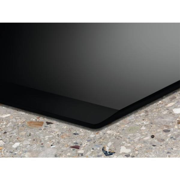 Płyta indukcyjna ELECTROLUX CIV644 60 cm czarna