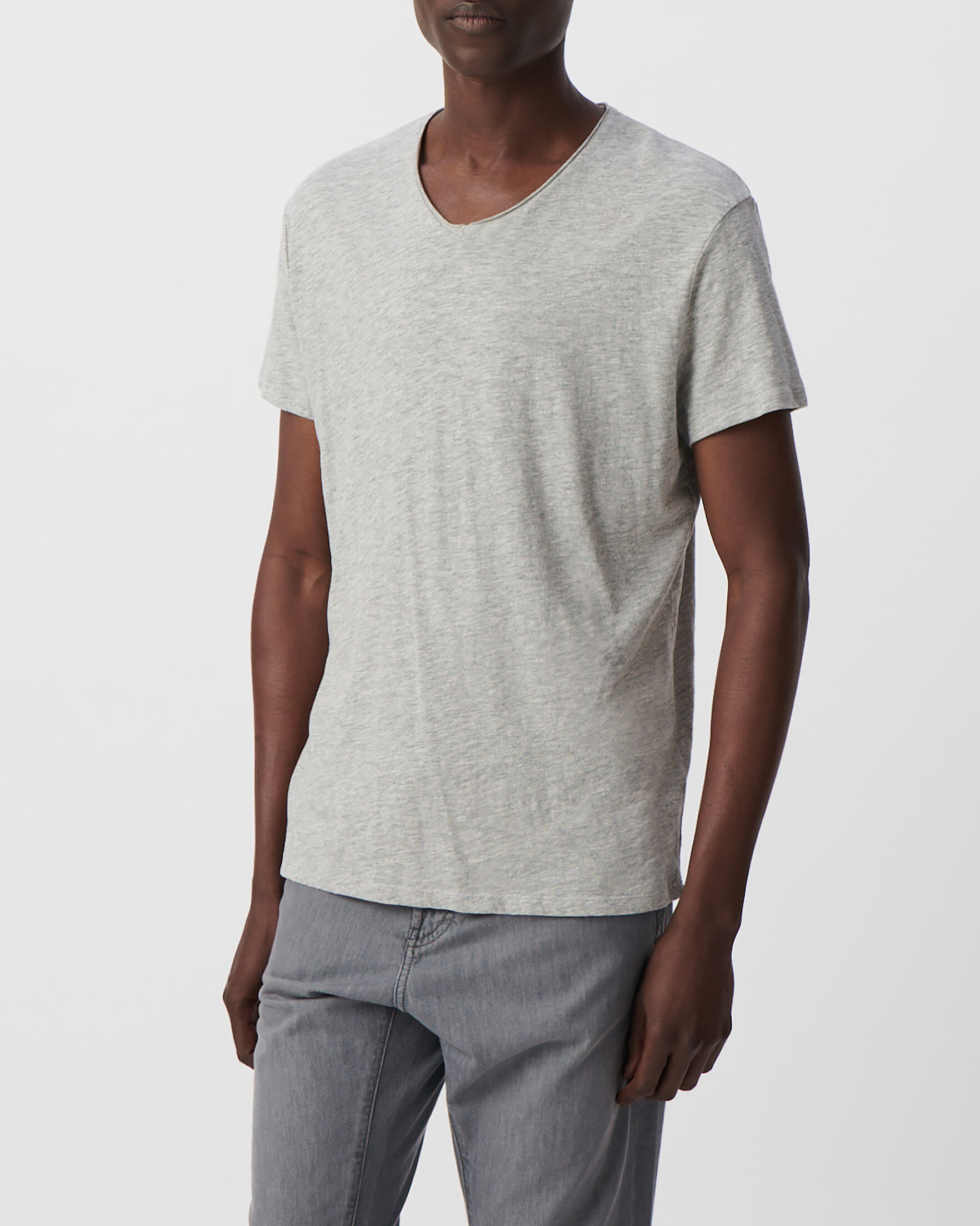 T-shirt L'Essentiel gris col V Homme