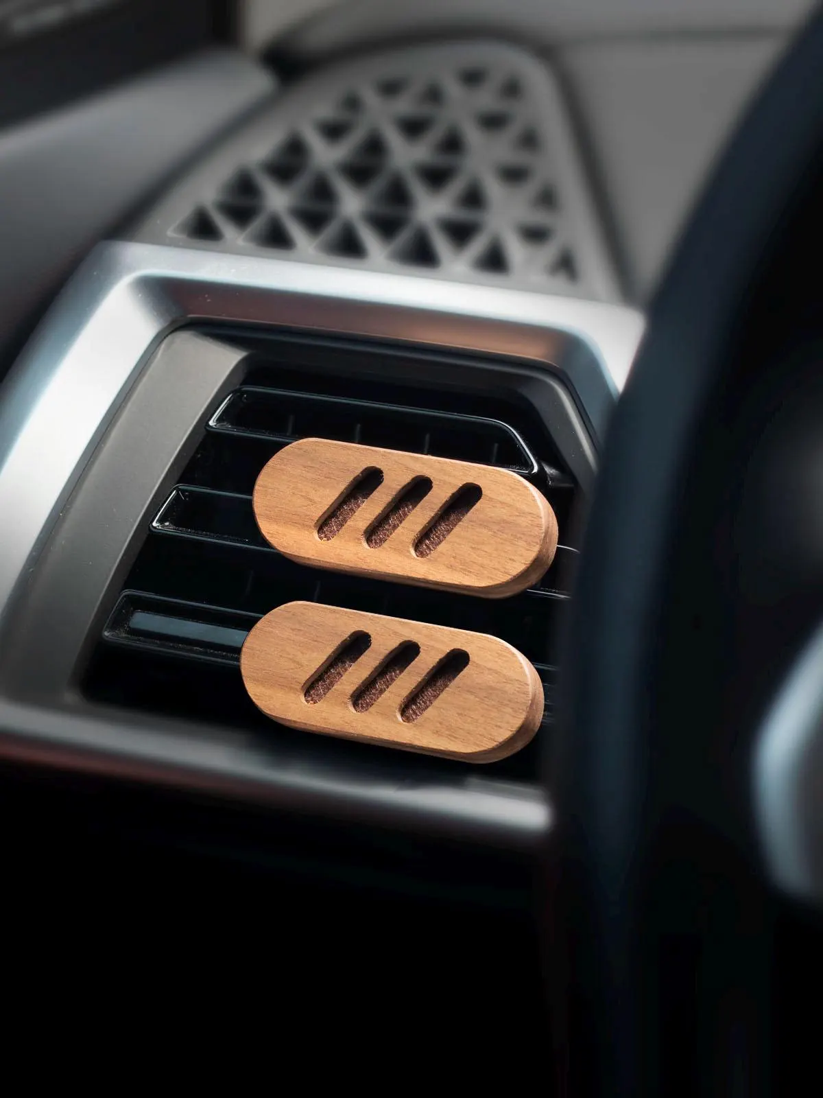 2PCS Walnut Wood Car Vent Diffuser — Use Your Scent
