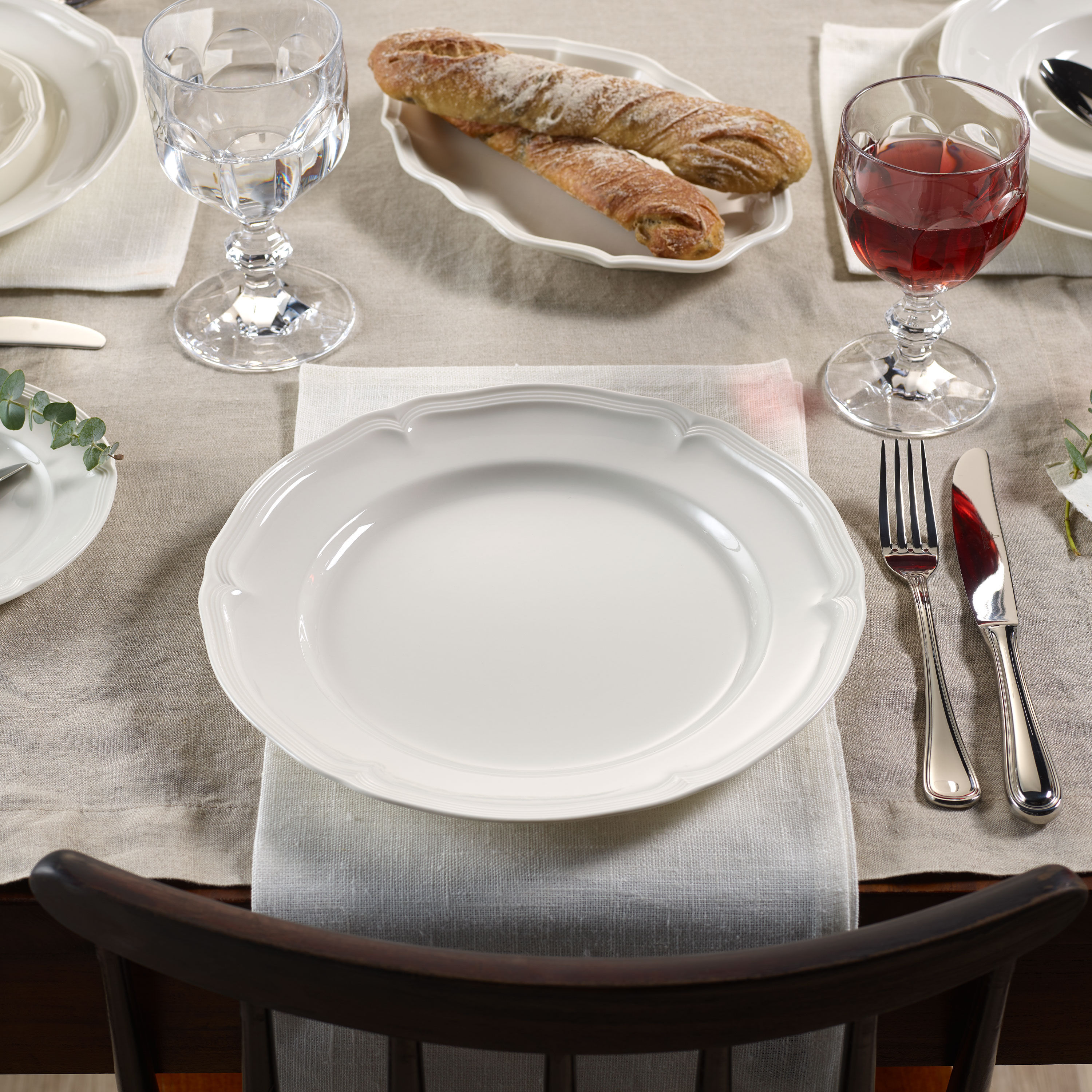 Manoir Dinnerware set - White, Premium Porcelain