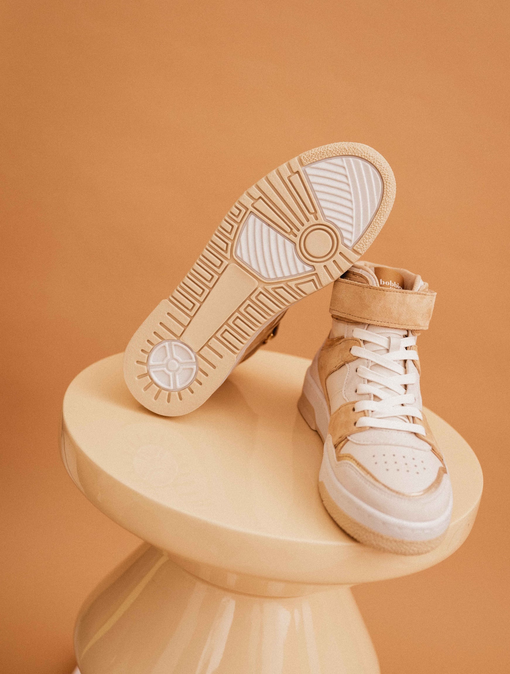 Noa Blanc Cassé & Beige Milos