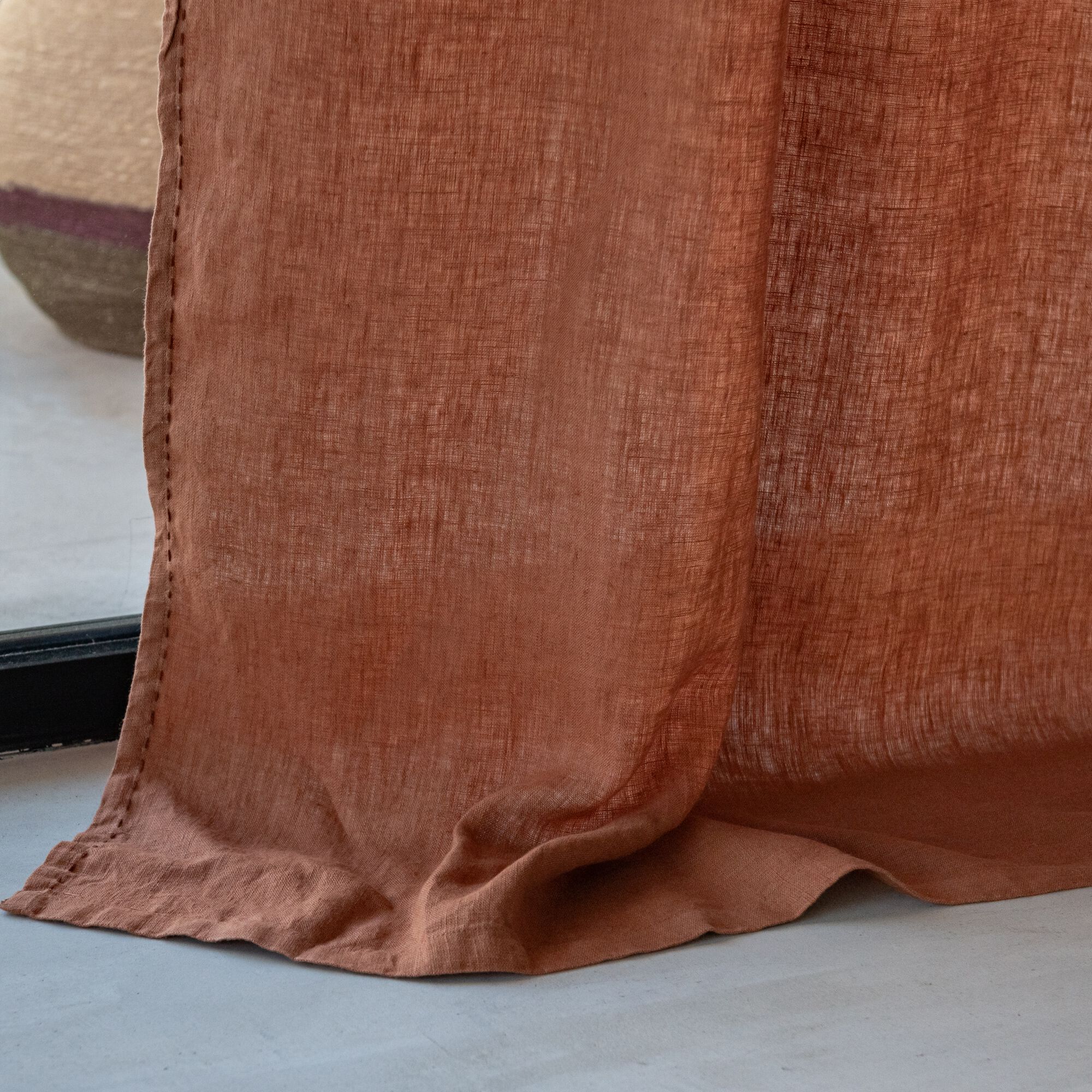 VINON - Rideau à pasants cachés en lin lavé finition surpiqure 140x260cm - brun rustrel