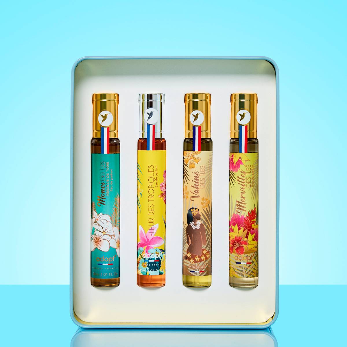 Monoi StoriesCoffret métal 4 eaux de parfum 30 ml Fleur des tropiques NP   Monoï des îles NP   Vahiné des îles   Merveille des îles