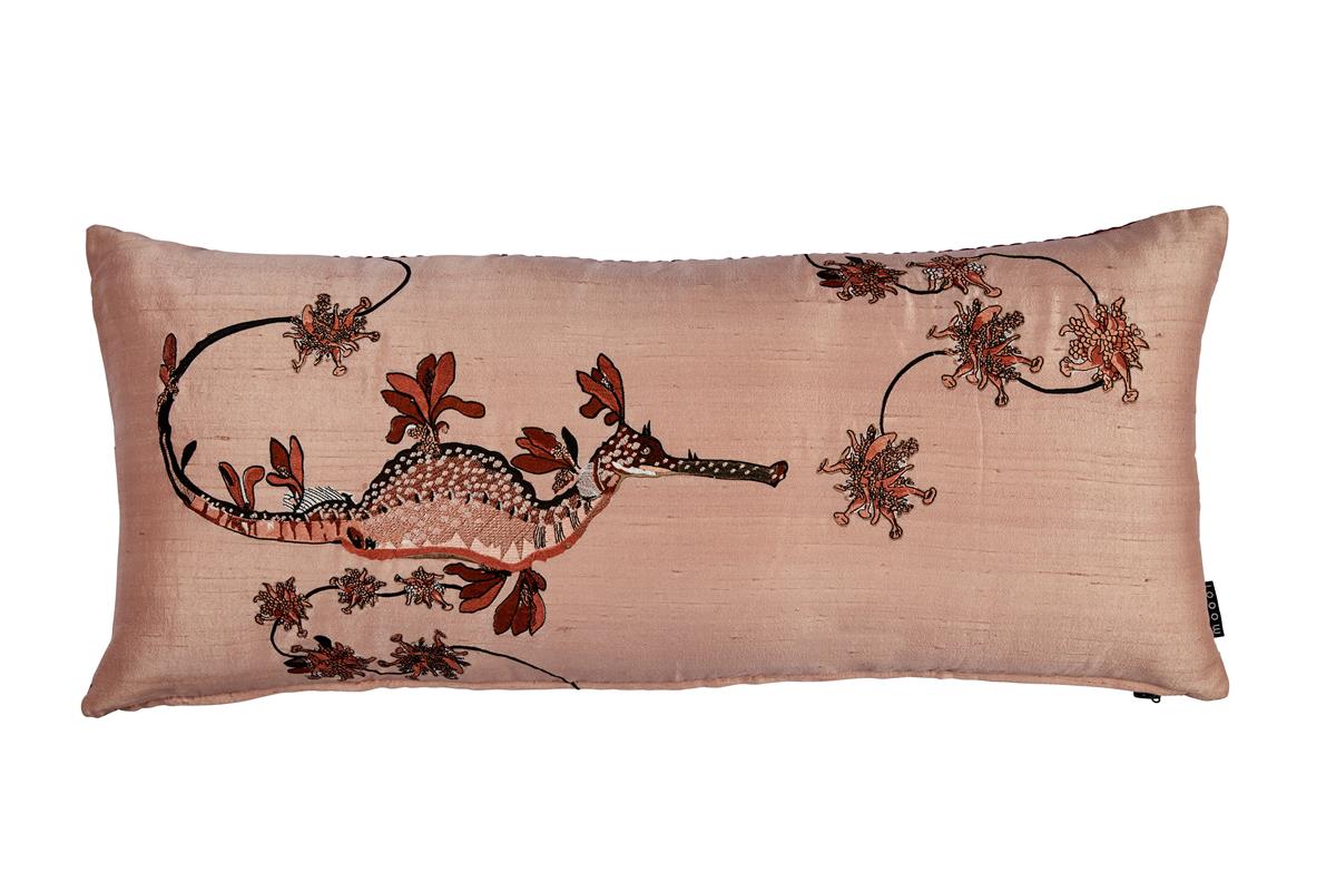 MOOOI decoratiekussen Blooming Seadragon - 40x90 / 16x35 Inch cm - koraalrood
