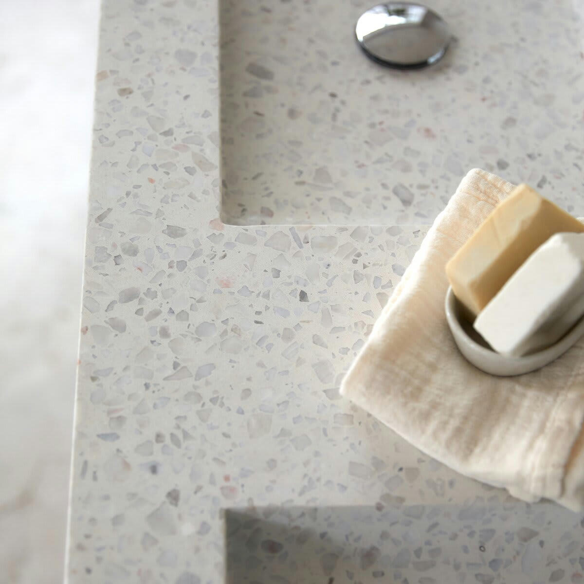 NOVA - Meuble Salle de Bain en palissandre massif et terrazzo Moon 120
