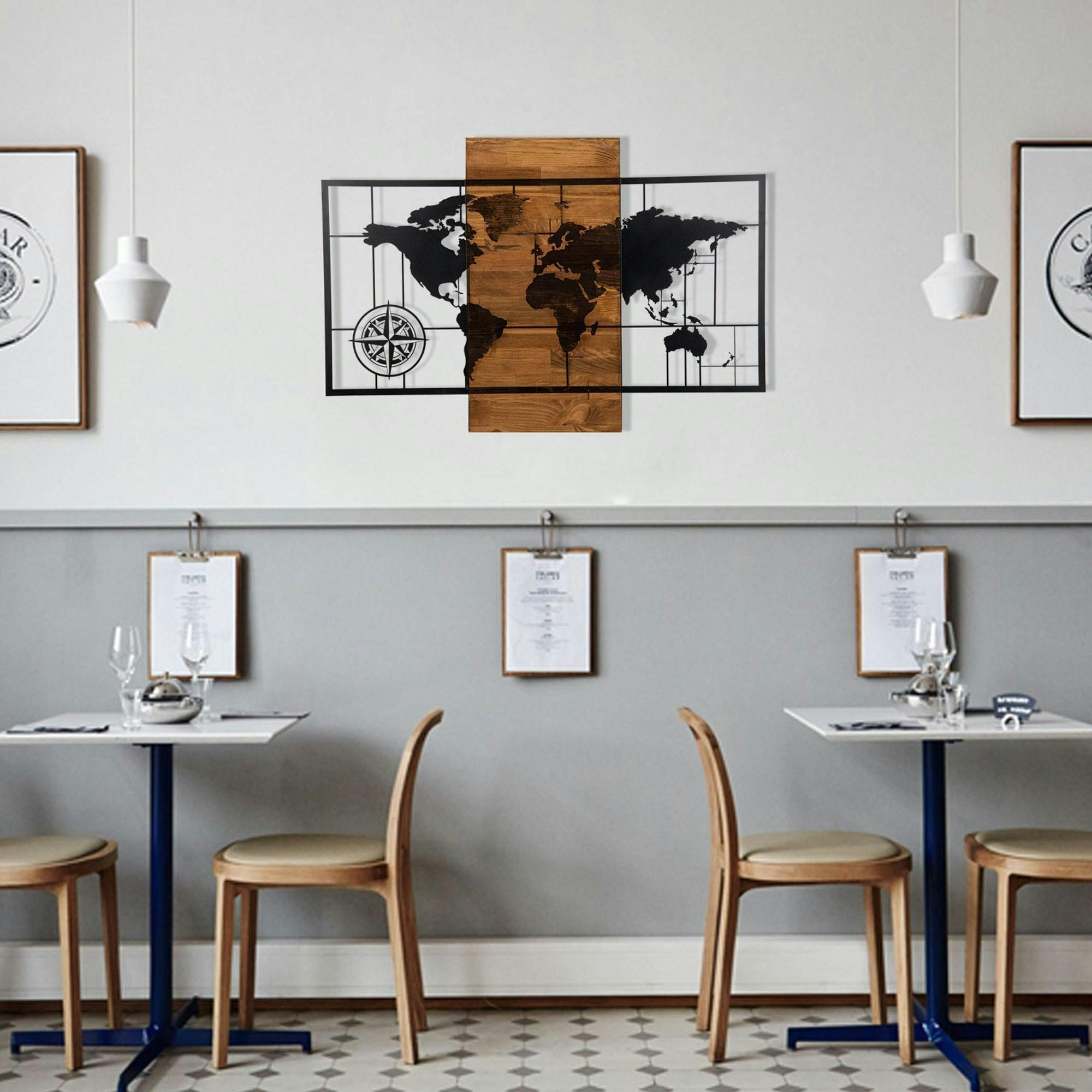Décoration murale en métal et bois – planisphère