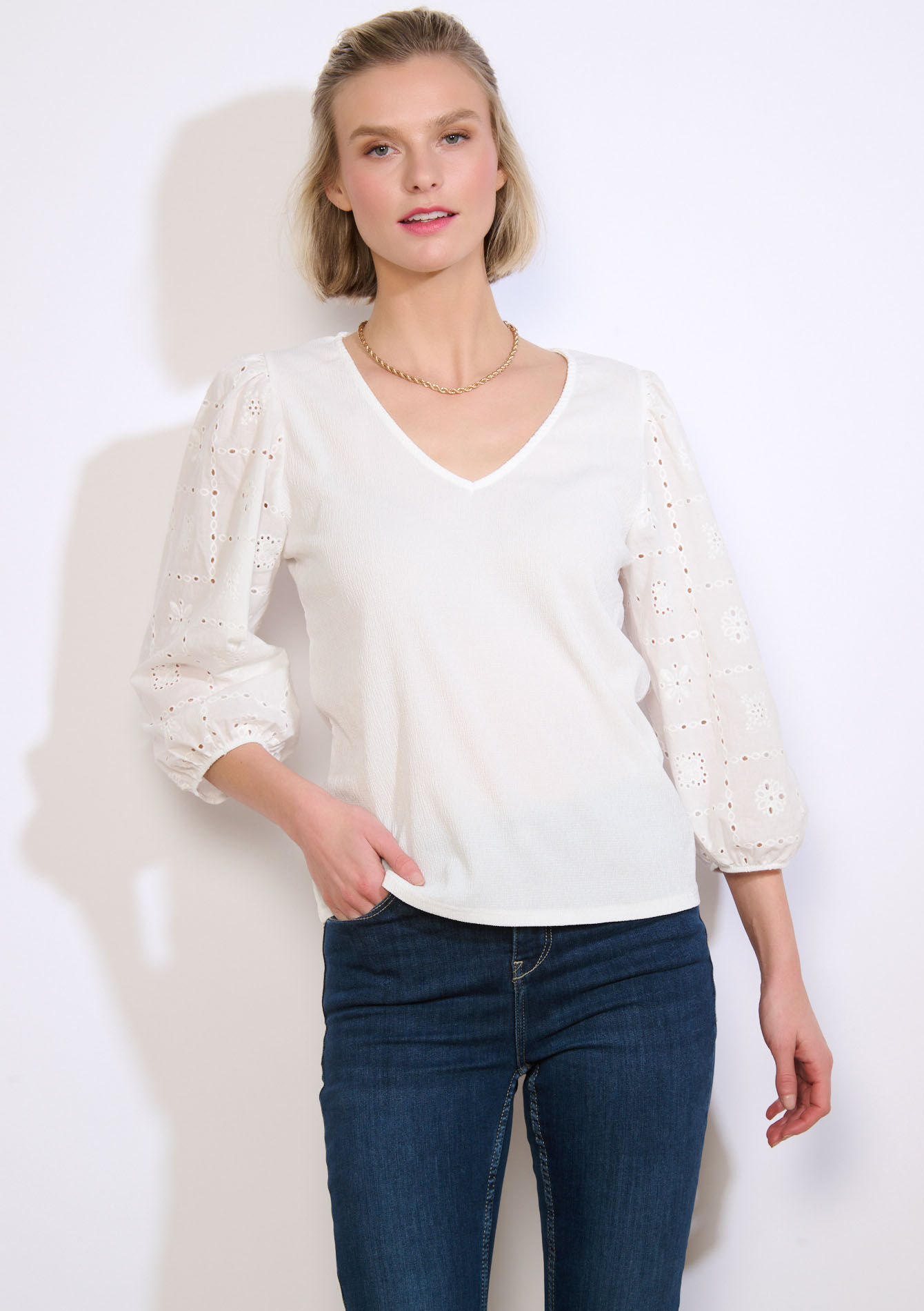 Blouse met kanten mouwen