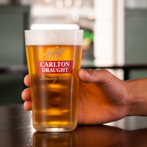 Carlton Draught, Full Strength Beer with Crisp Finish, Classic Australian Lager, 4.6% ABV, 375mL (Case of 24 Cans)
