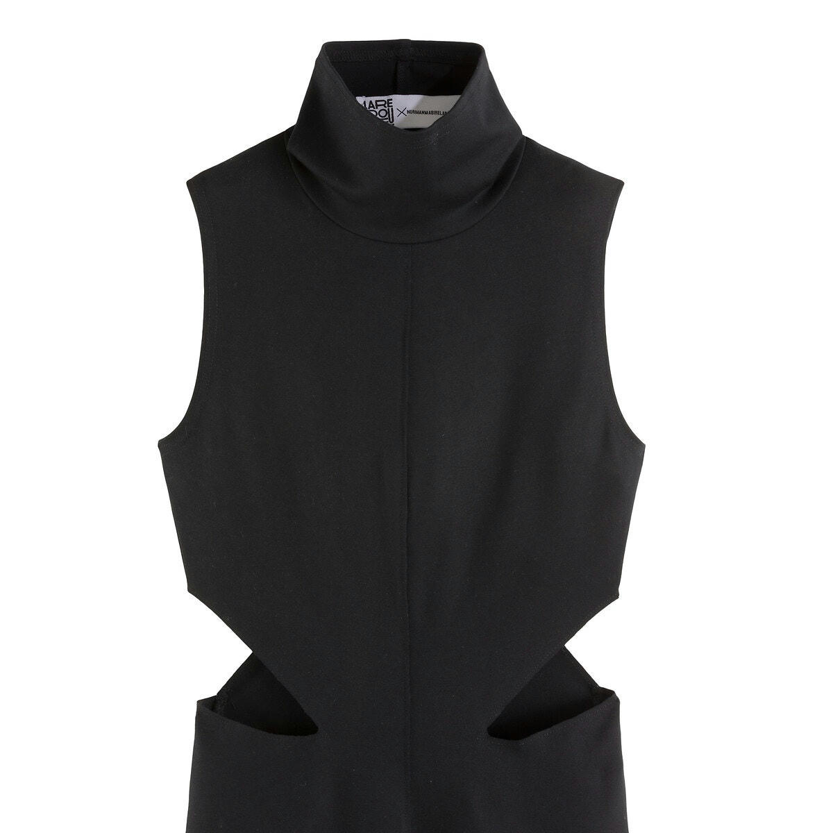 Robe longue, col montant, sans manches