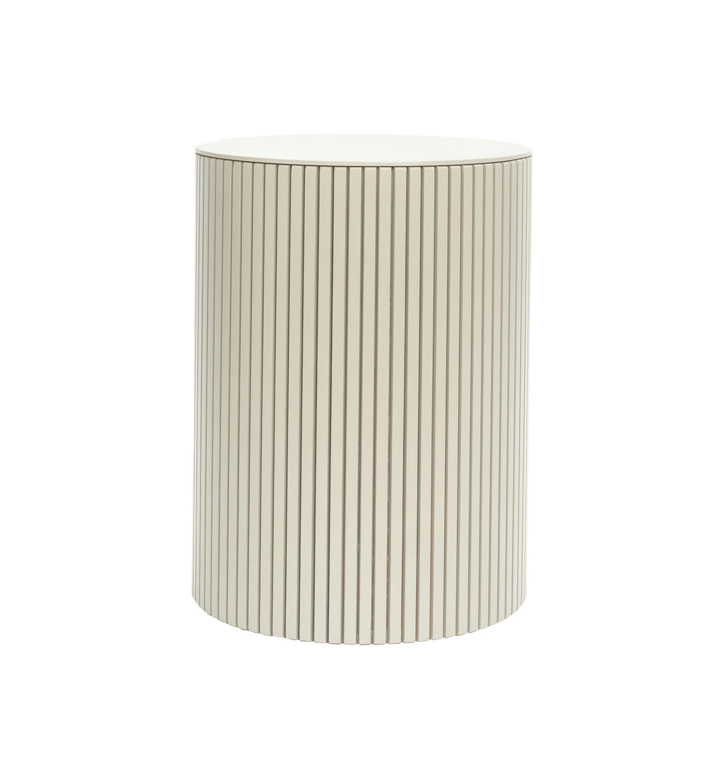 SAMY - Table auxiliaire woodpanel en pin taupe.