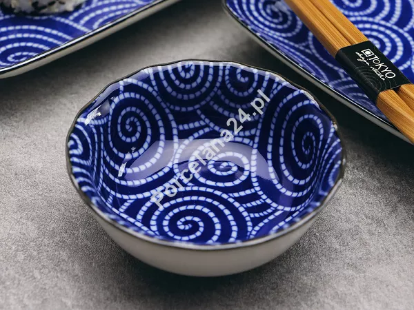 Zestaw do sushi dla 2 osób (4 el.) z pałeczkami Tokyo Design Studio - Kotobuki Karakusa 14347