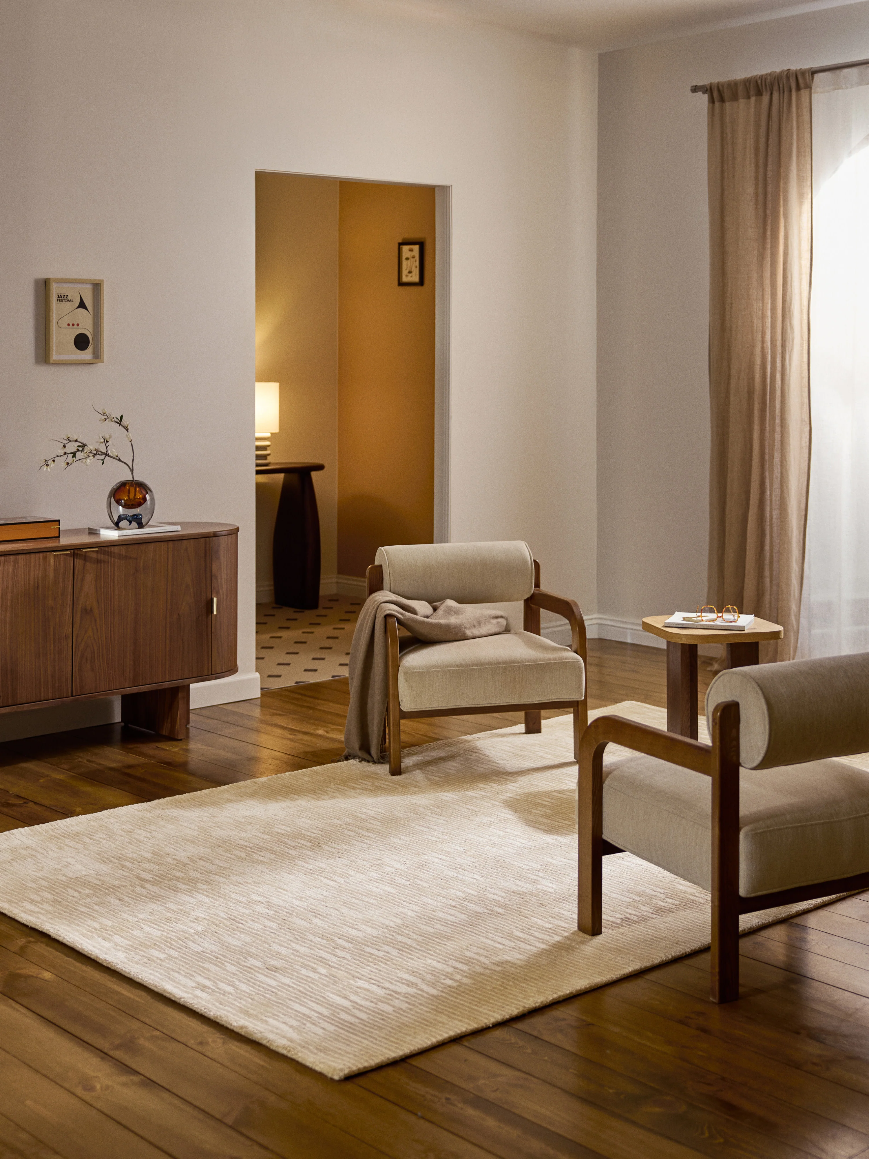 Handgewebter Lyocell-Teppich Oriana