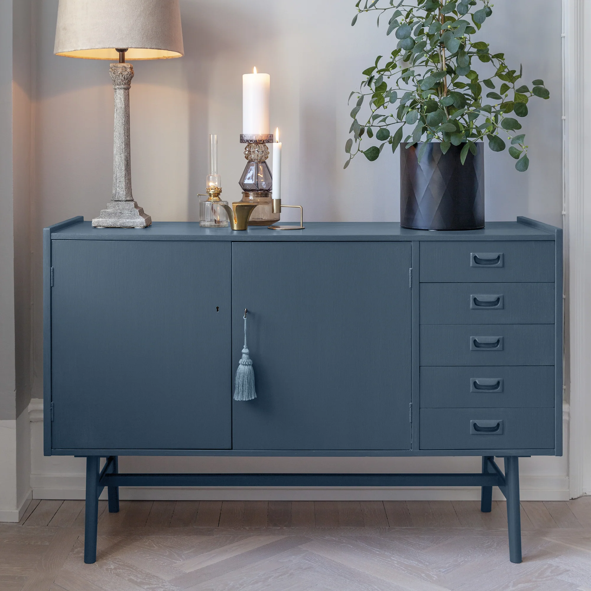 Relook meubles couleurs Peinture RELOOK MEUBLES Peinture bleu indigo Satiné 0,5 L
