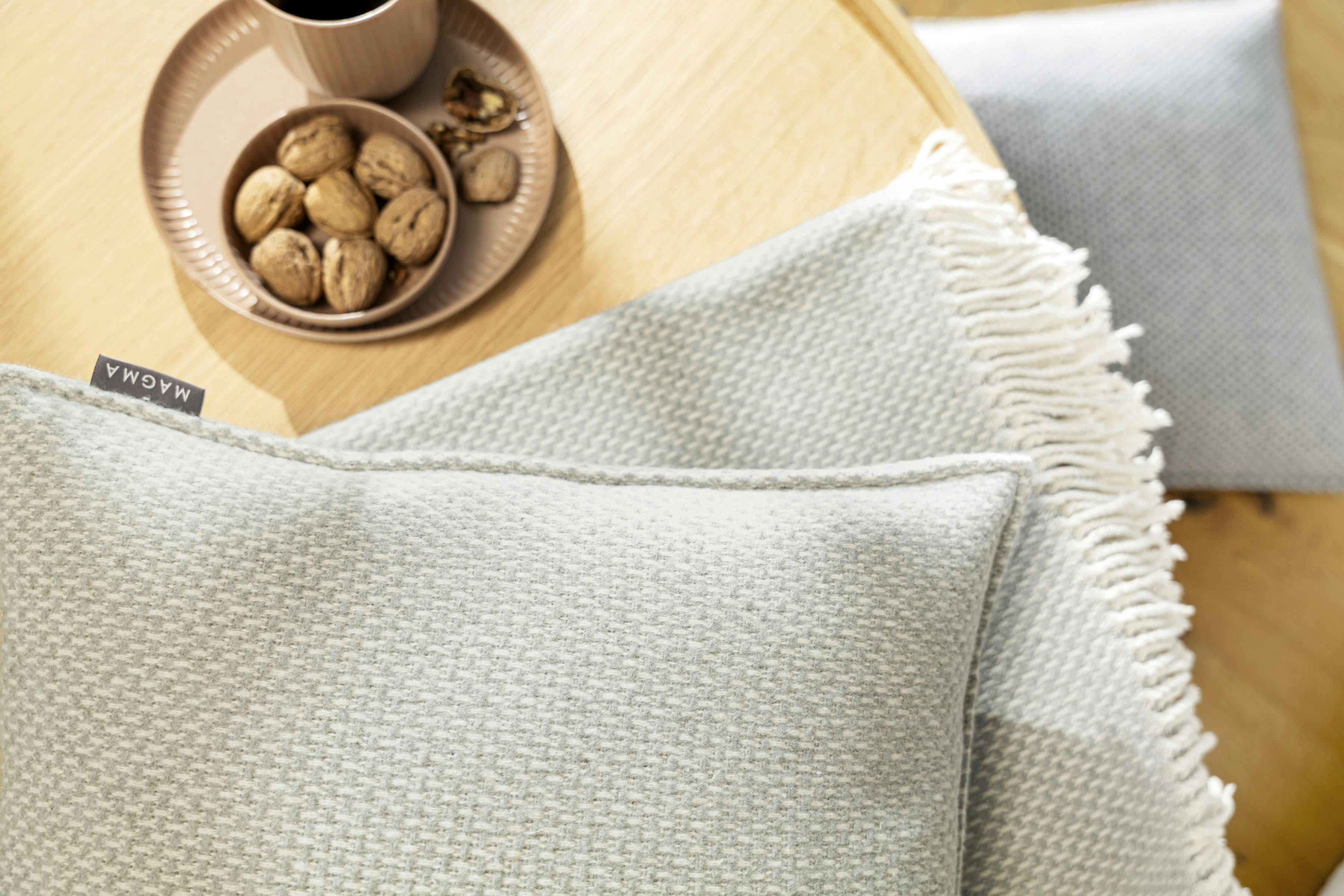 JANIS - Plaid gris clair avec franges coton recyclé OEKO-TEX®- 200x150