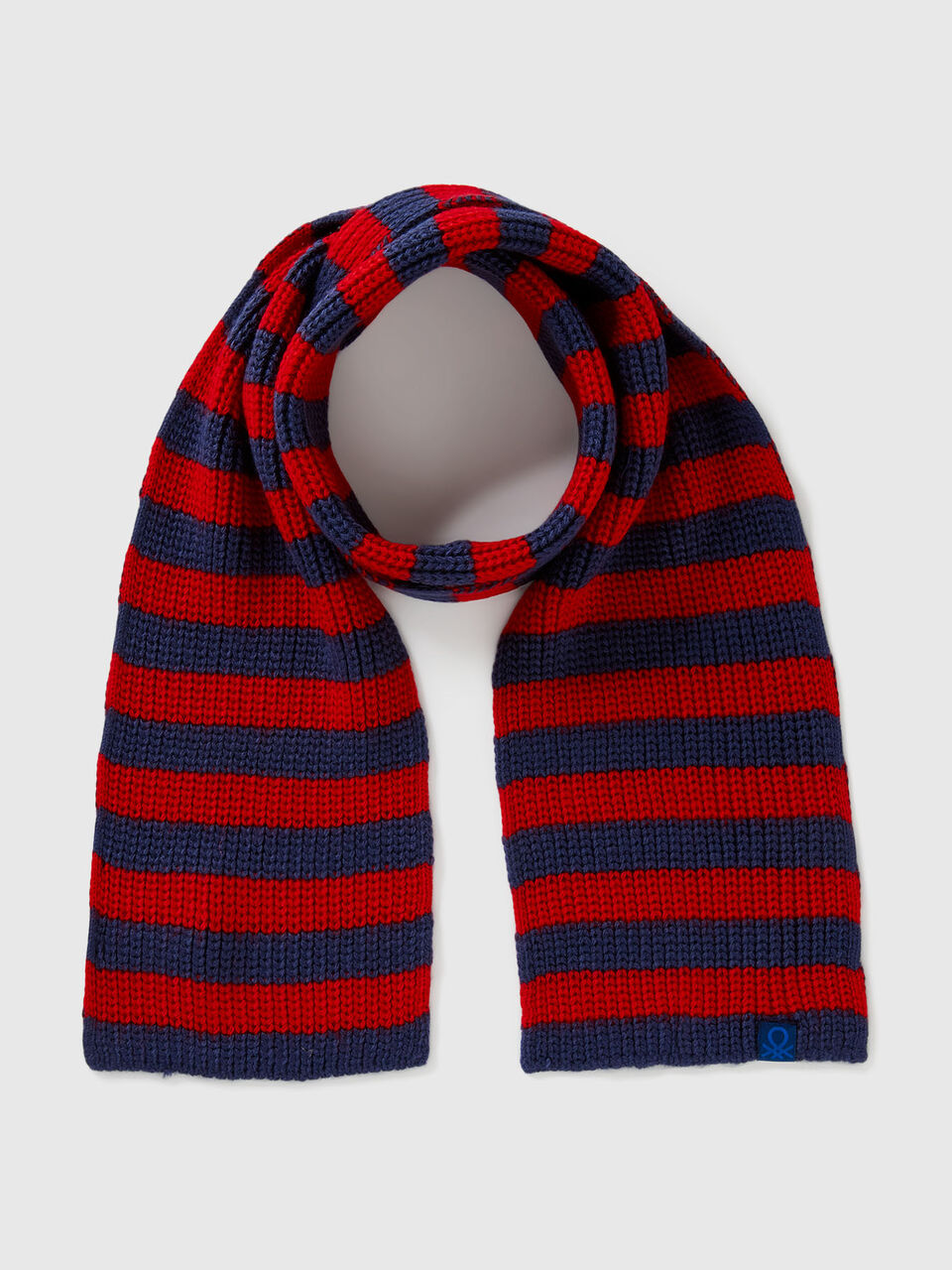 Scarf with multicolor stripes