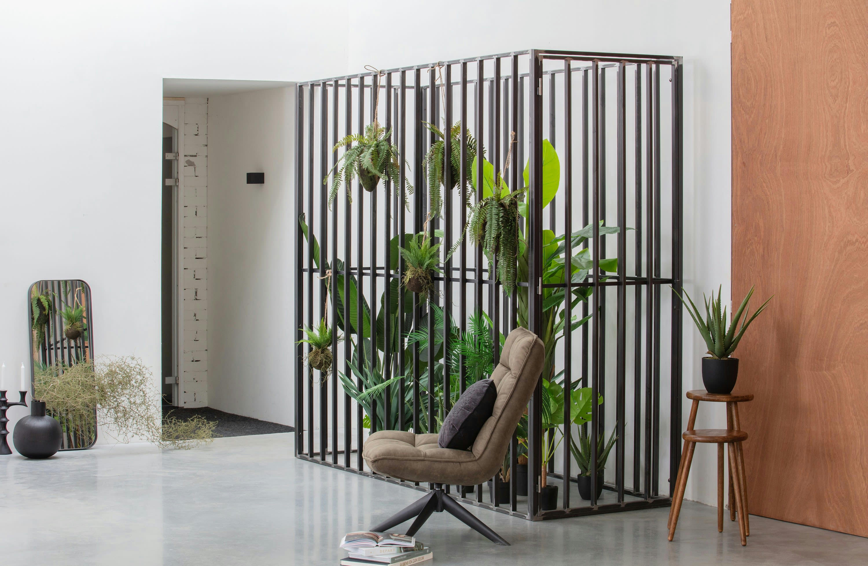 PIXIE - Vase en métal noir