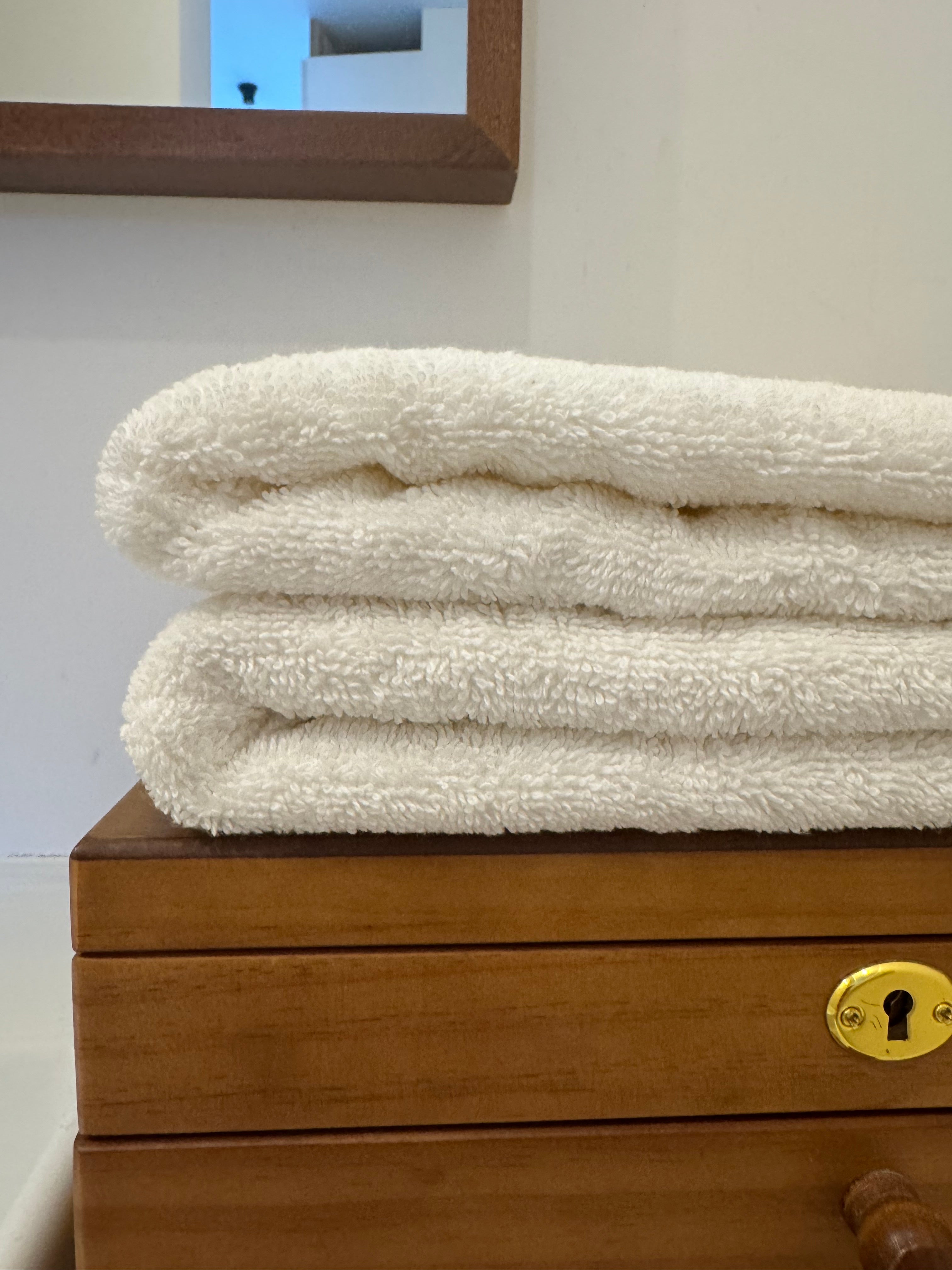 vtwonen handdoek Soft Embrace - 50x100 cm - wit