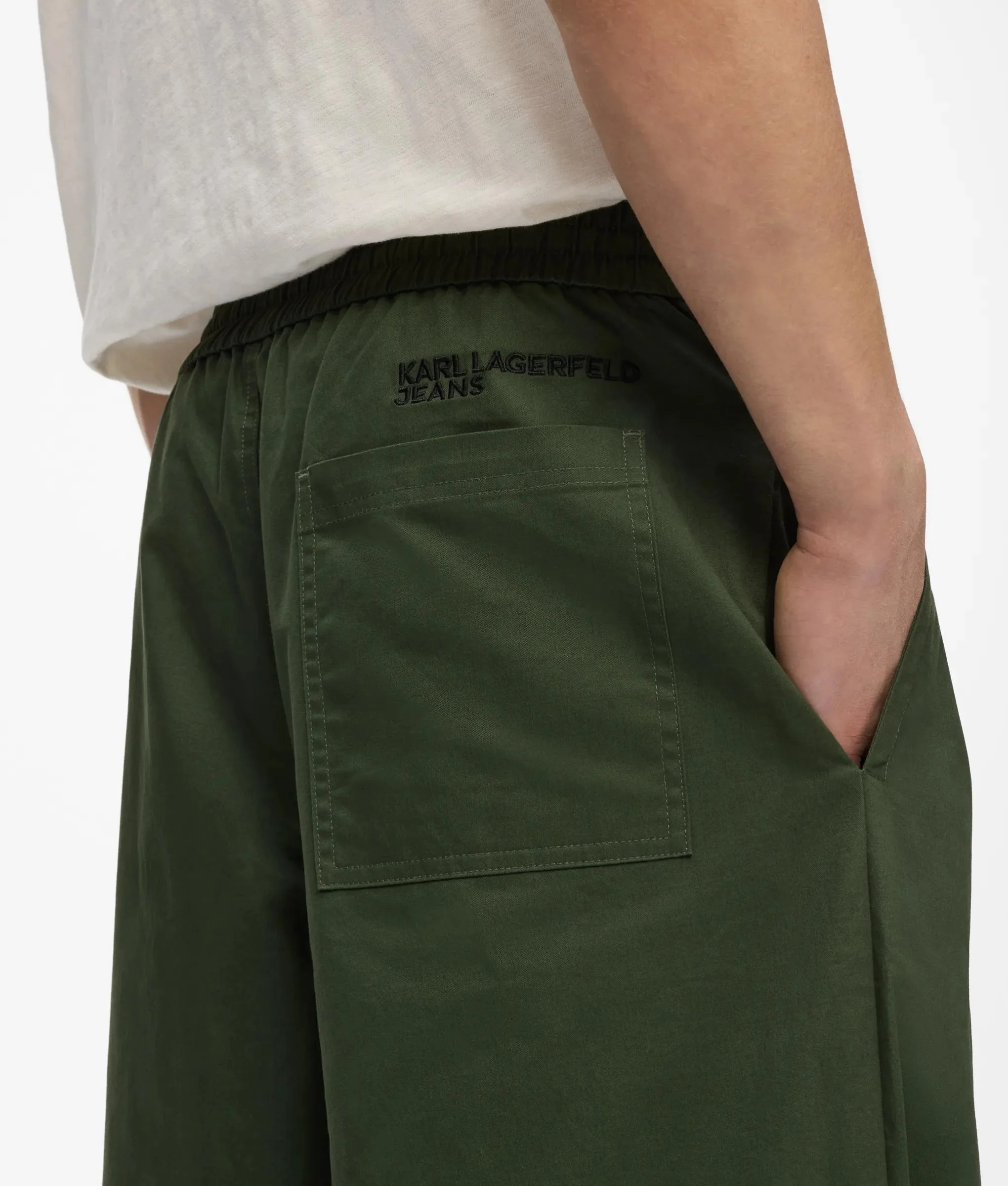 Pantalon avec cordon de serrage