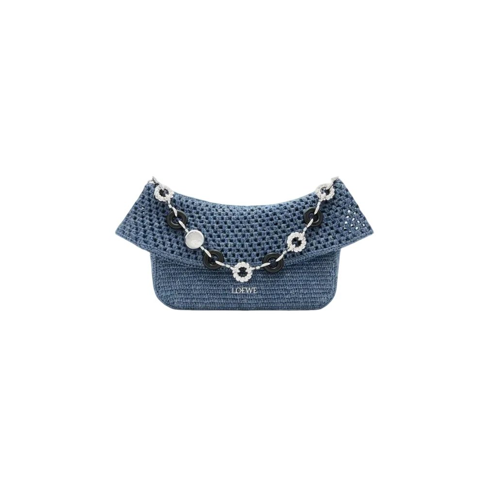 Loewe Medium Ola bag in raffia (7A regular version)