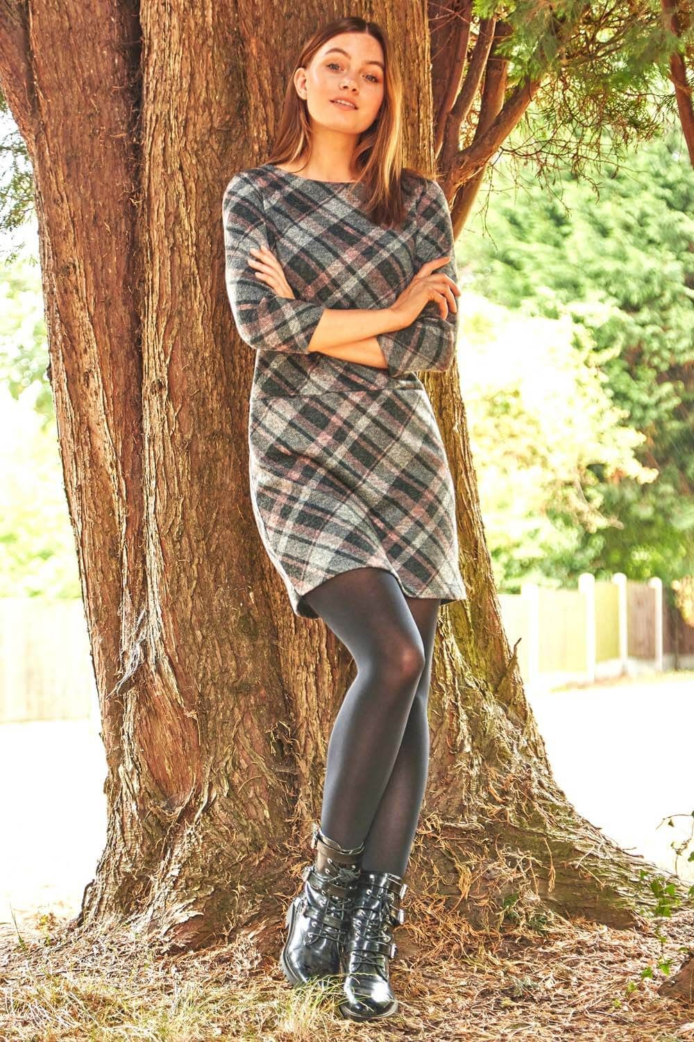 Roman Check Pocket Shift Dress