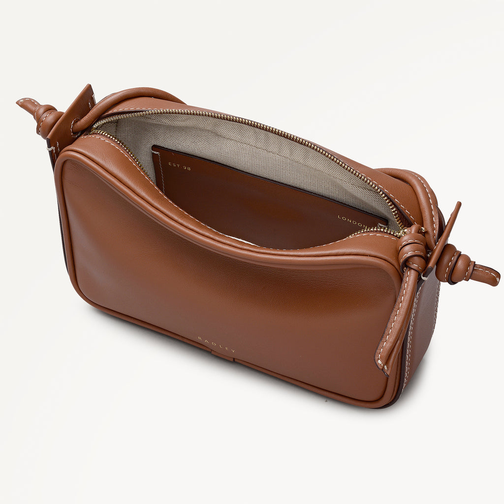 The Camden - Small Ziptop Shoulder