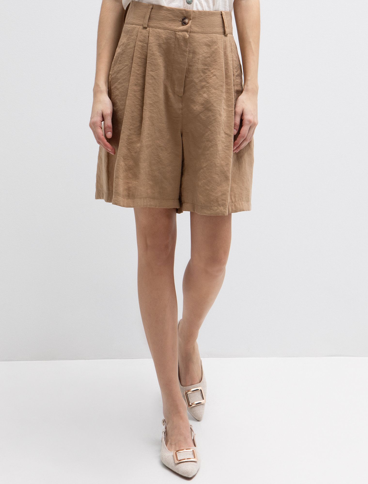 Βερμούδα με μείγμα από modal