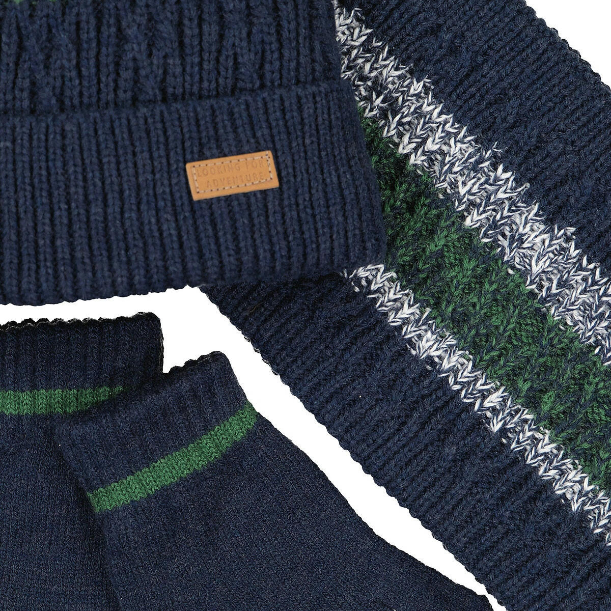 Ensemble bonnet à pompon + snood + gants