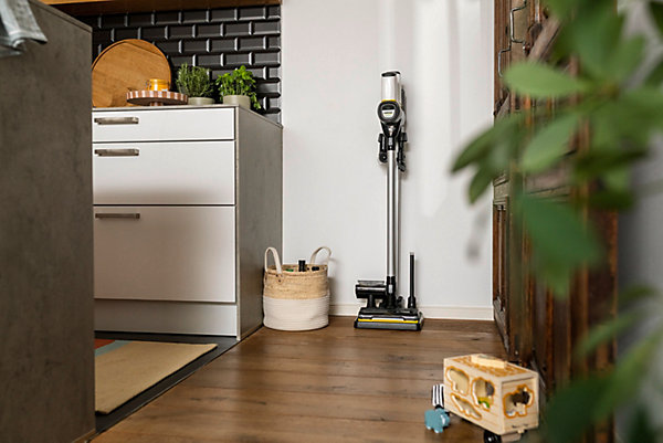 Aspirateur balai sans fil Karcher VC 6 Cordless ourFamily Extra - Autonomie 60 min- support sans perçage