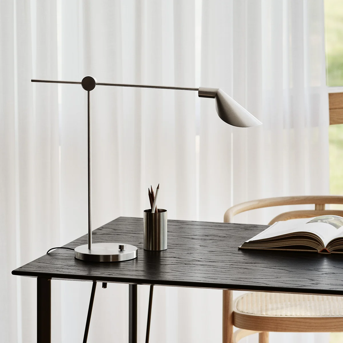 Fritz Hansen - MS021 LED Schreibtischleuchte, Stahl