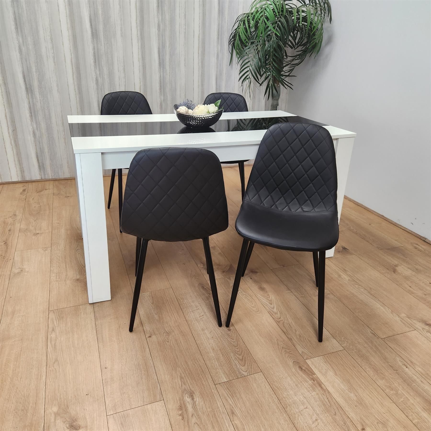 KOSY KOALA Kosy Koala Modern Dining Table Set With 4 Black Gem Pattern Chairs Dining Room Furniture