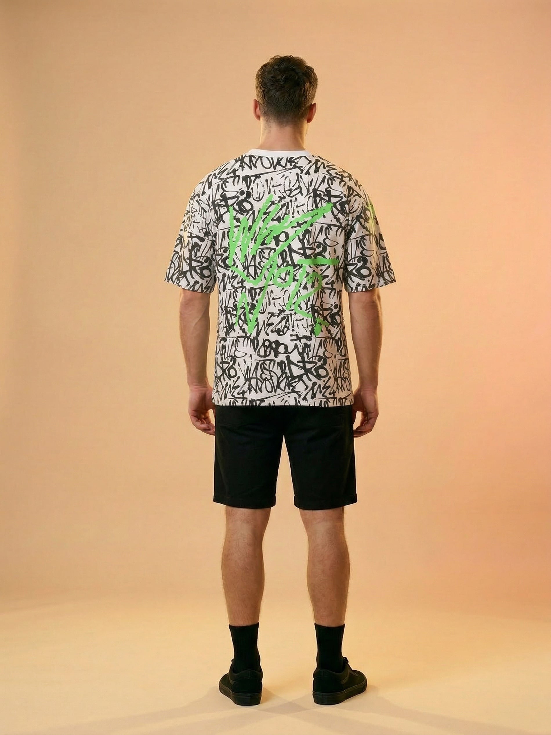 Wzorzysta koszulka loose fit