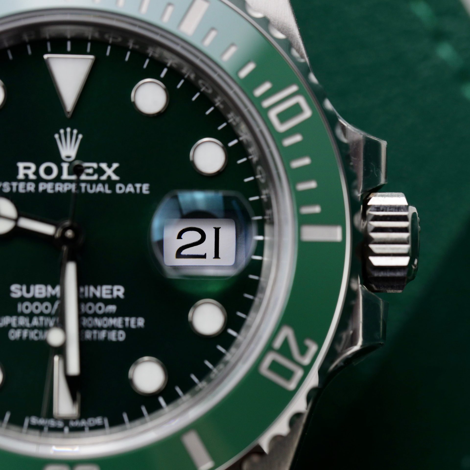 Rolex Submariner 116610LV Hulk 904L Steel Green Dial 40mm Oyster Super Clone