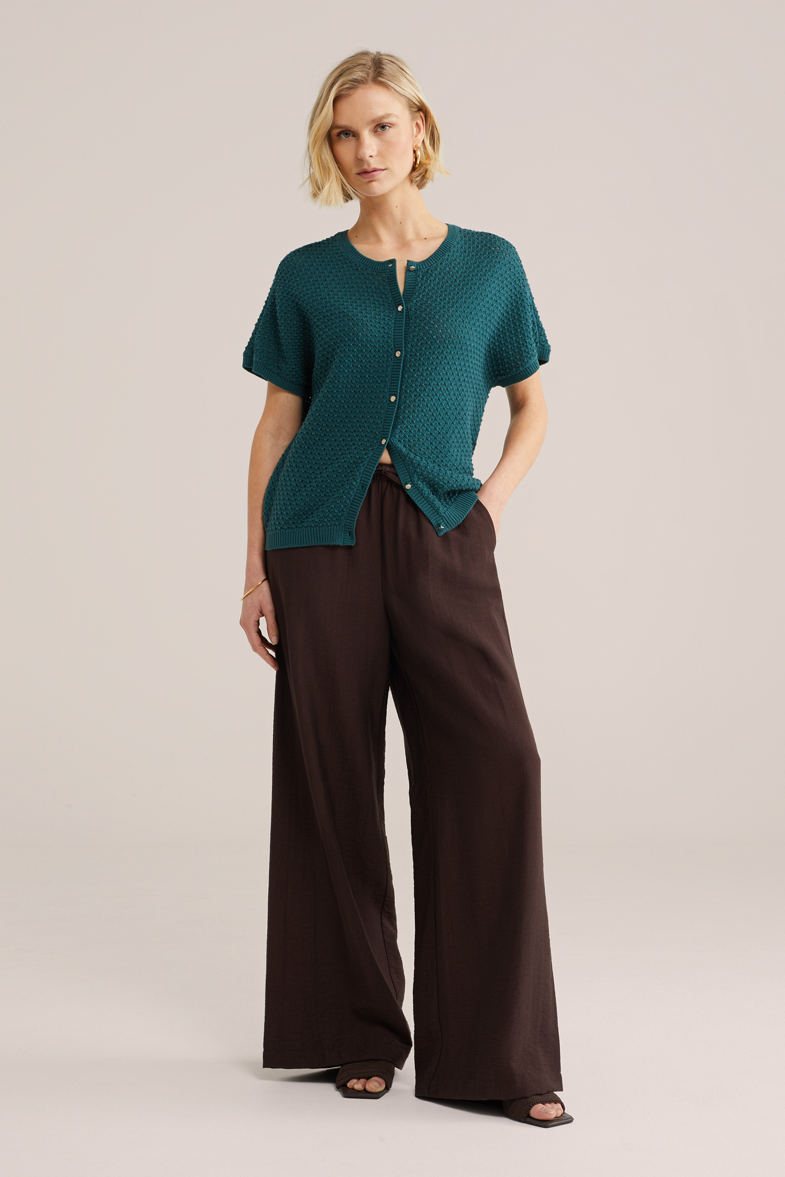 Dames vest met opengewerkt structuur