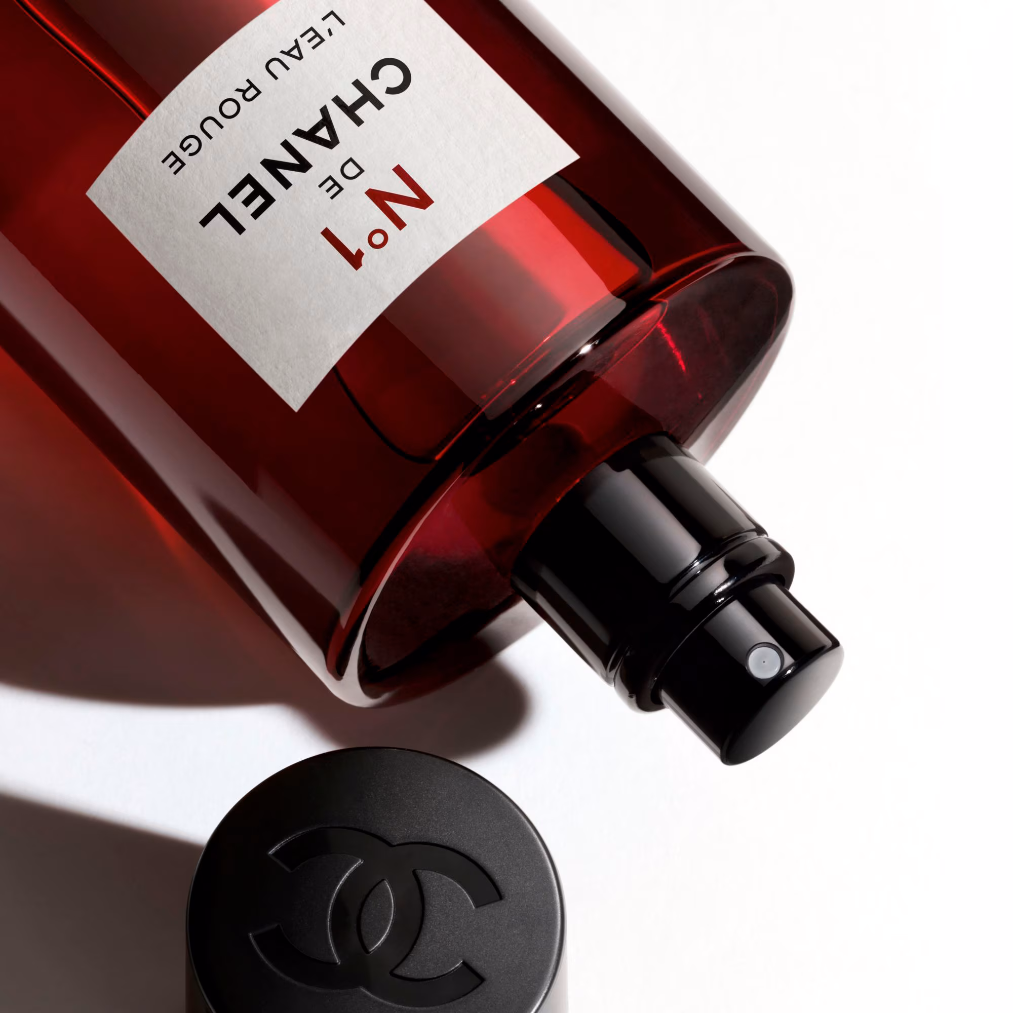 N°1 DE CHANELL'eau rouge revitalisante
