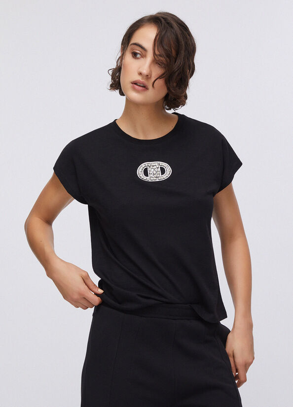 T-shirt con dettagli gioiello